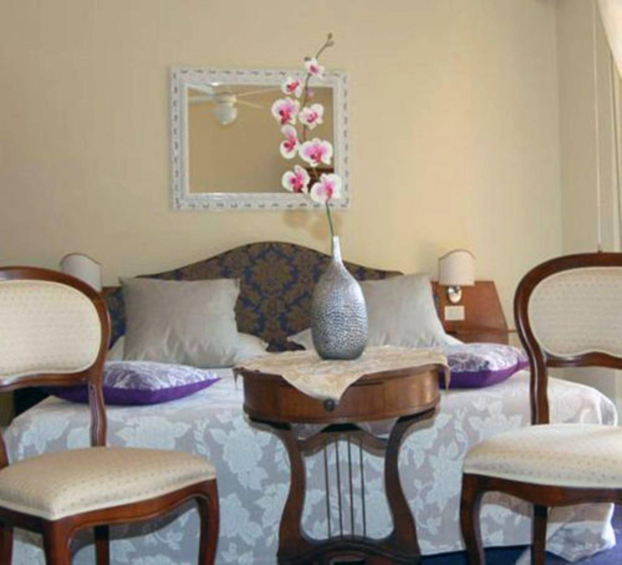 Hotel Broglia Sirmione Exterior foto